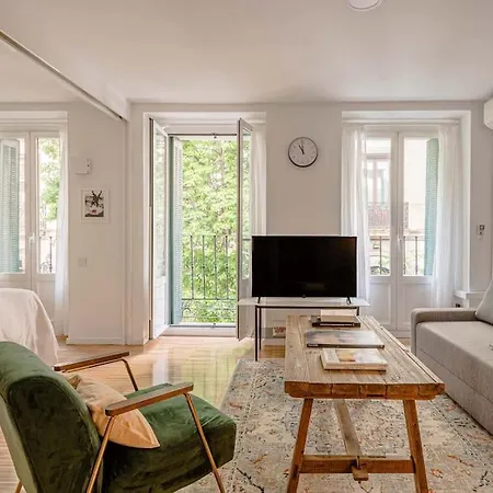 Cozy Apartment In Puerta Del Sol - Esparteros Madrid Buitenkant foto