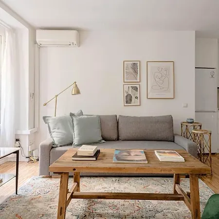 Cozy Apartment In Puerta Del Sol - Esparteros Madrid Buitenkant foto
