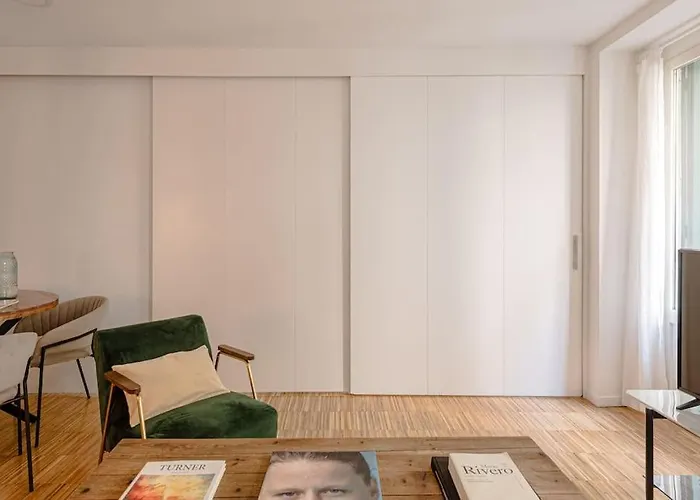 Cozy Apartment In Puerta Del Sol - Esparteros